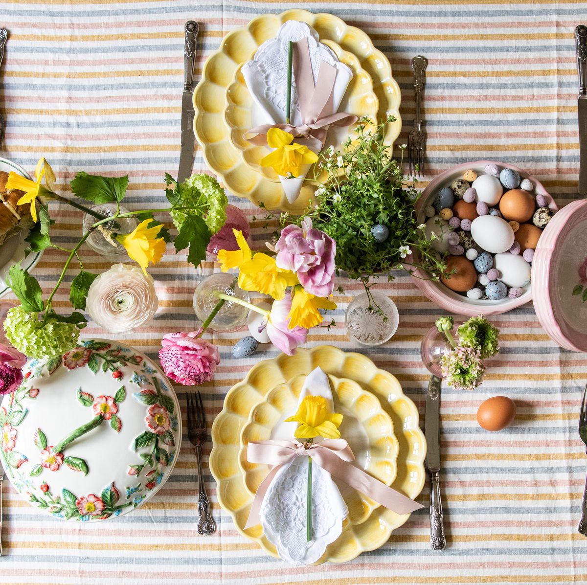 62 Elegant Easter Table Decor Ideas to Try in 2024