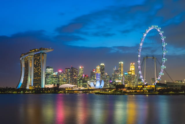 de skyline van singapore