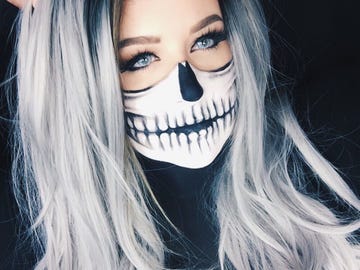 Skeleton Face Paint