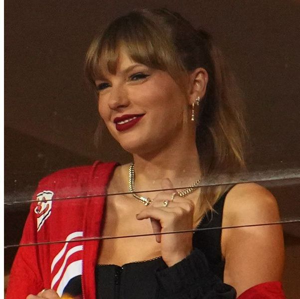 Why Taylor Swift and Travis Kelce's Relationship Is 'Moving So Quickly': 'It All Feels Very Special'