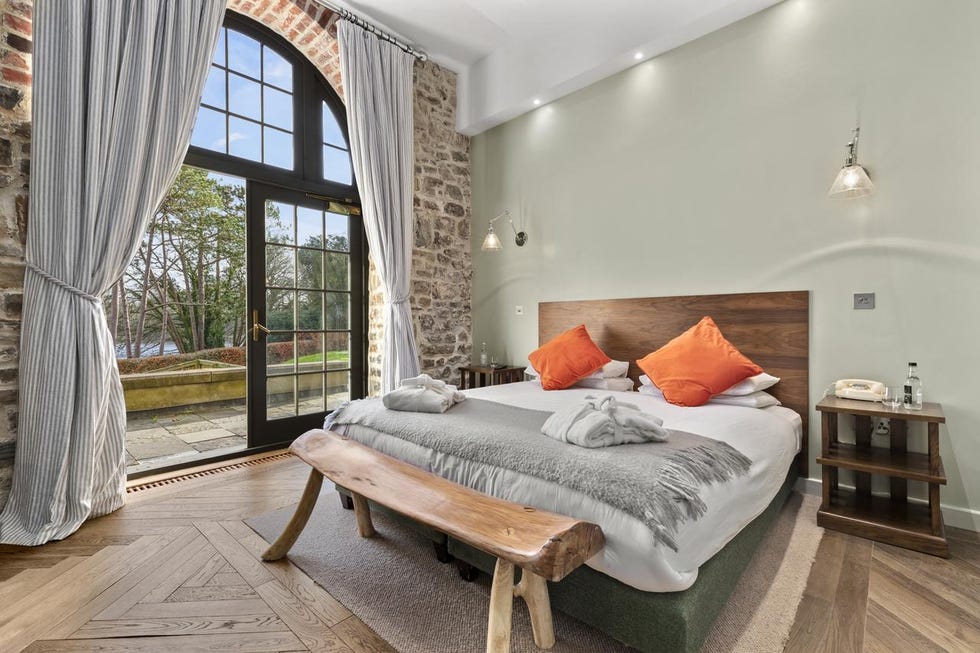 dog friendly hotels UK dog friendly hotels uk