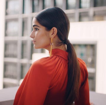 Hair, Street fashion, Red, Hairstyle, Beauty, Fashion, Neck, Shoulder, Outerwear, Black hair, Hair, Street fashion, Red, Hairstyle, Beauty, Fashion, Neck, Shoulder, Outerwear, Black hair,