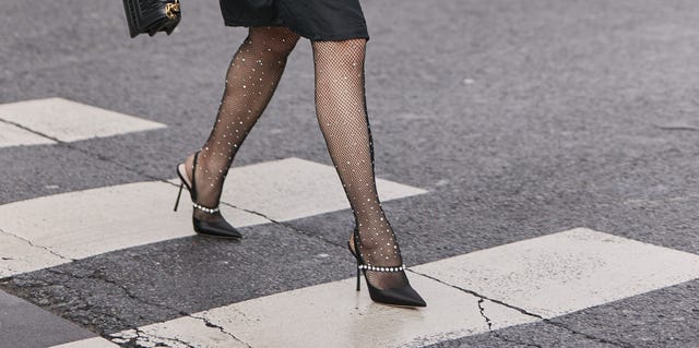 Leg, Human leg, Tights, Black, High heels, Street fashion, Thigh, Footwear, Ankle, Fashion, 