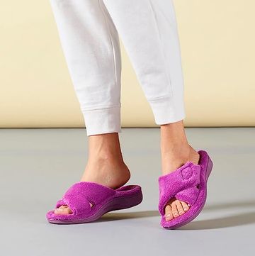 best slippers with arch support vionic relax slipper