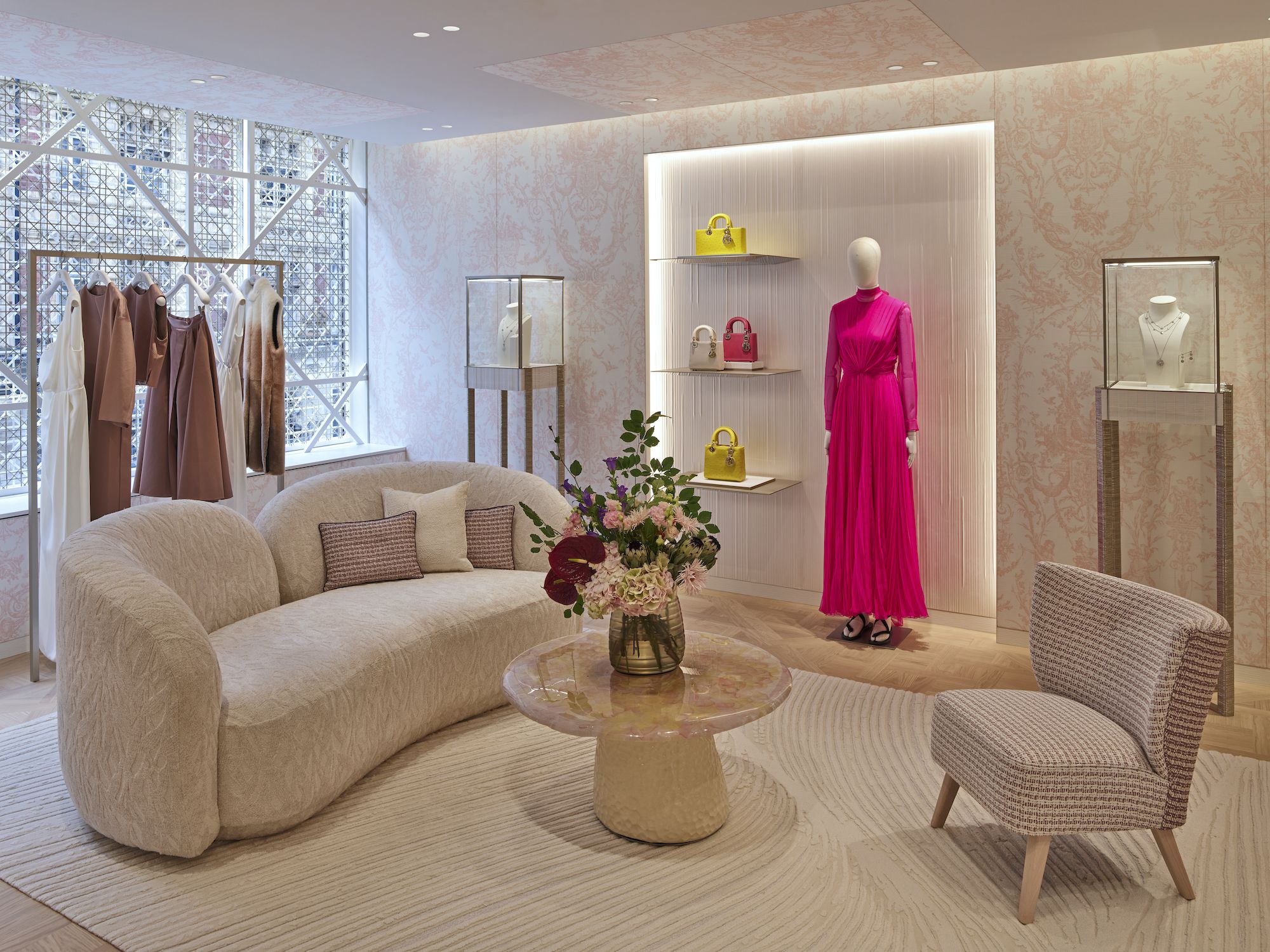 Louis Vuitton opens renovated store in Sloane Street, London - The Glass  Magazine
