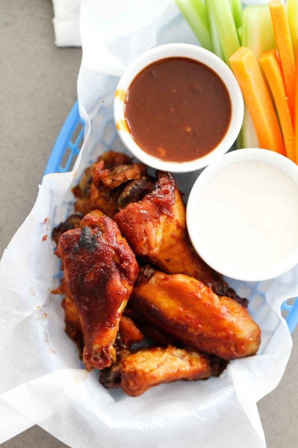 Dish, Food, Cuisine, Fried food, Buffalo wing, Ingredient, Kai yang, Chicken meat, Meat, Barbecue chicken, 