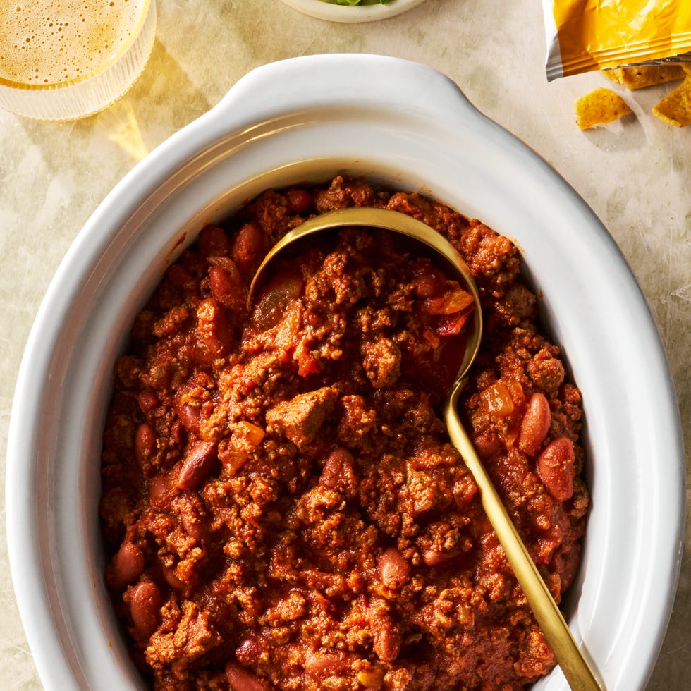 beef chili in a slow cooker