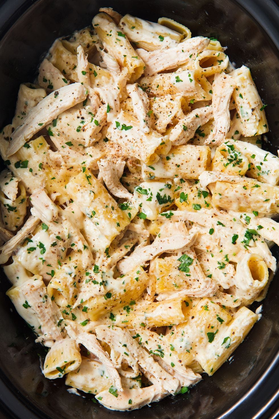 slow cooker chicken alfredo vertical