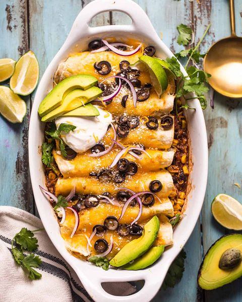 slow cooker chicken enchiladas with black olives and avocado