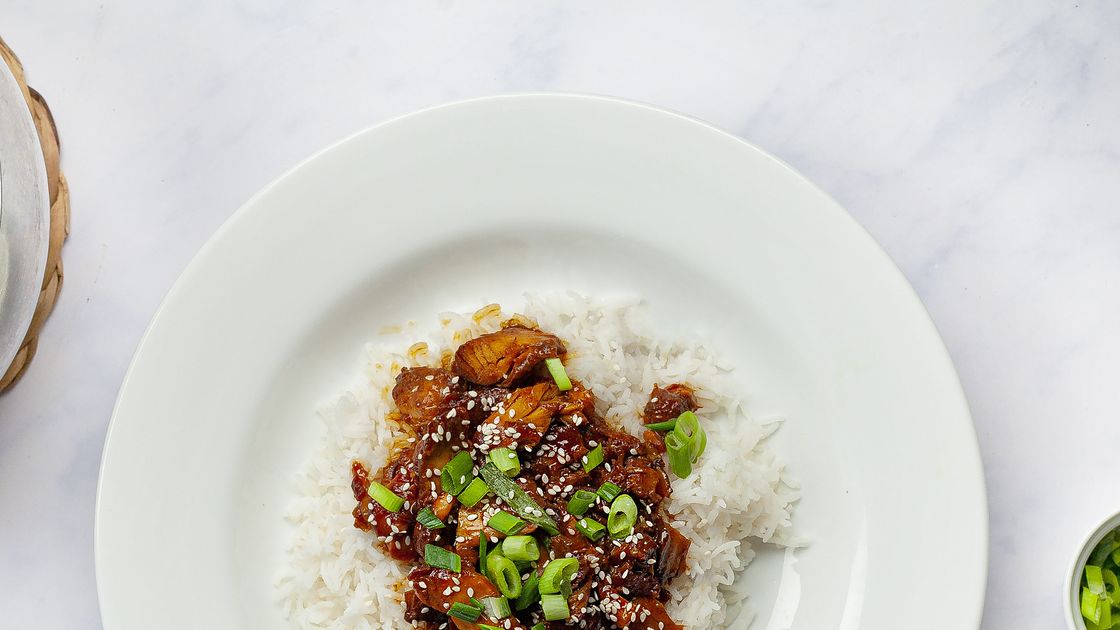 preview for Slow Cooker Honey Garlic Chicken