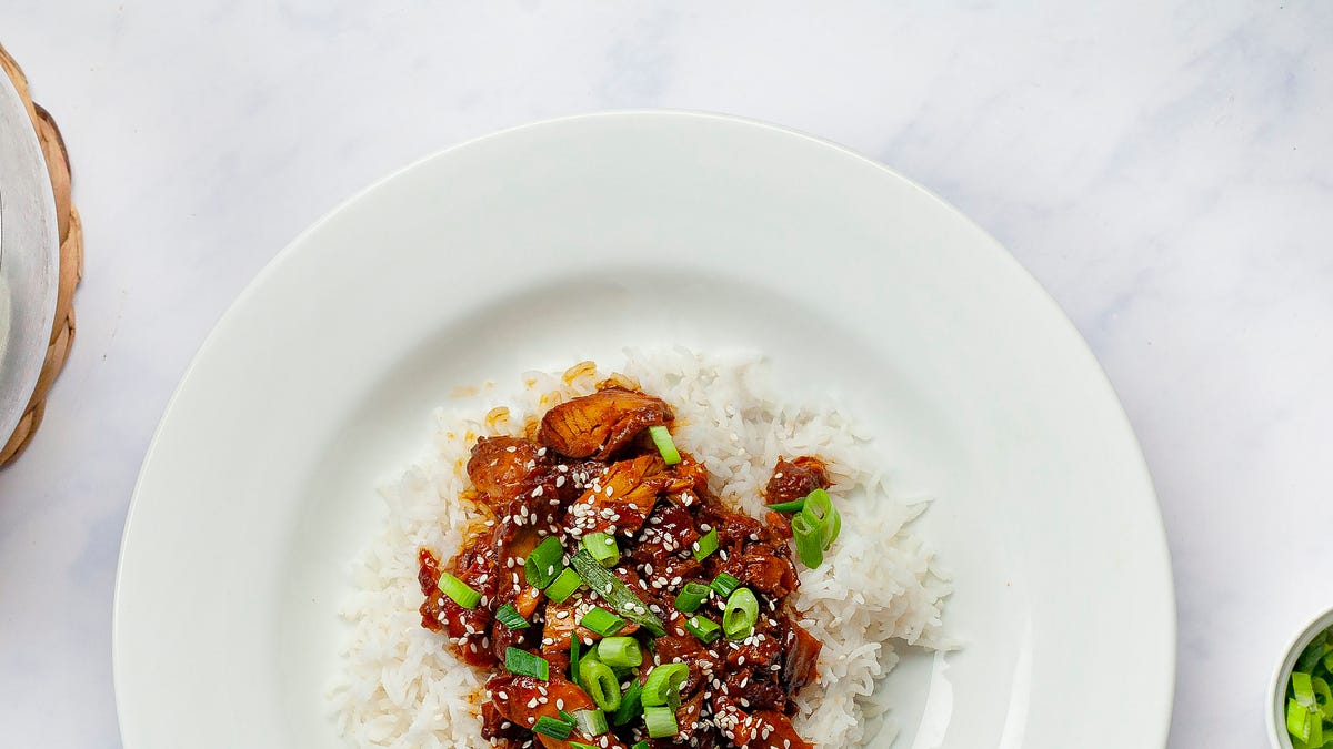 preview for Slow Cooker Honey Garlic Chicken