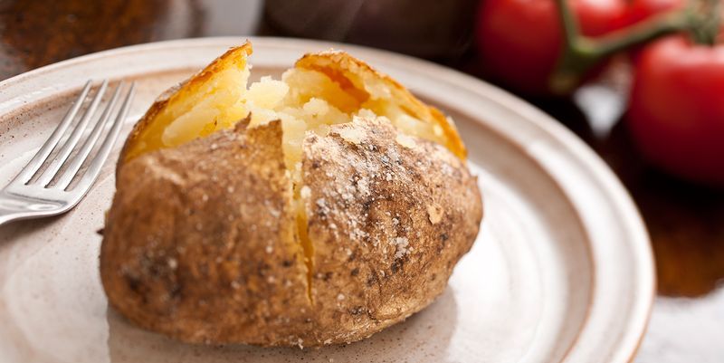 Slow cooker jacket potatoes - Bake a potato in a slow cooker