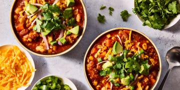 quinoa chili in a slow cooker