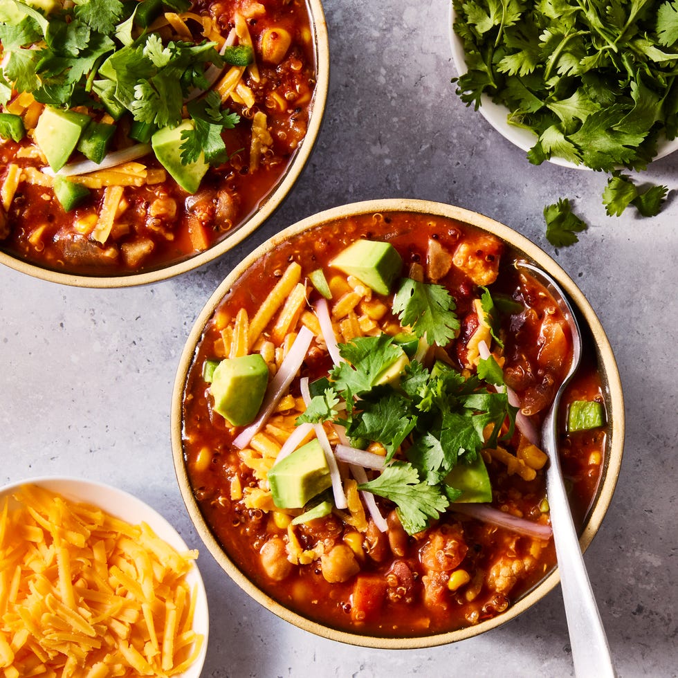 quinoa chili in a slow cooker