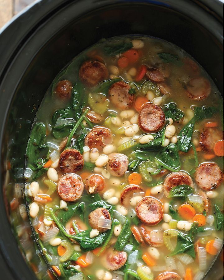 slow cooker sausage, spinach, and white bean soup