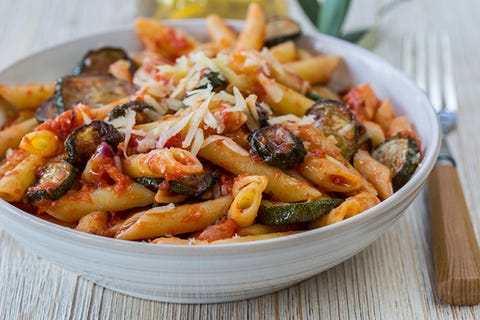 Dish, Food, Cuisine, Penne, Ingredient, Italian food, Produce, Rigatoni, Meat, Staple food, 