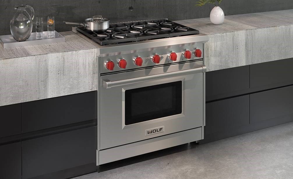 Gas stove, Countertop, Kitchen appliance, Kitchen stove, Cooktop, Stove, Home appliance, Kitchen, Major appliance, Room, 