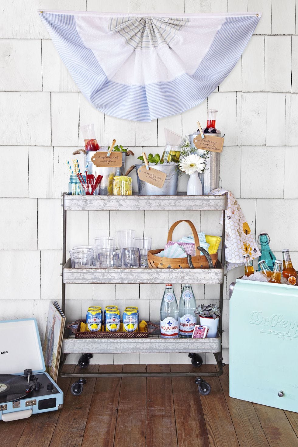 small backyard ideas  galvanized bar cart