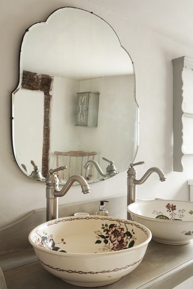 15 Small Bathroom Ideas To Maximise Your Space