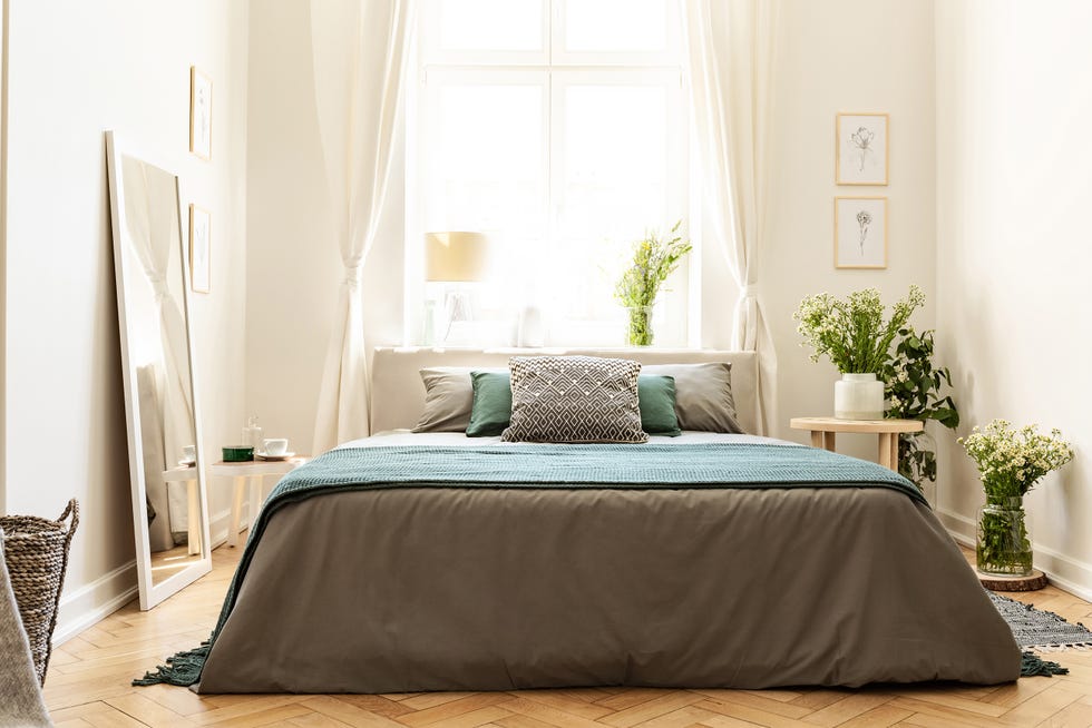 small bedroom ideas natural light