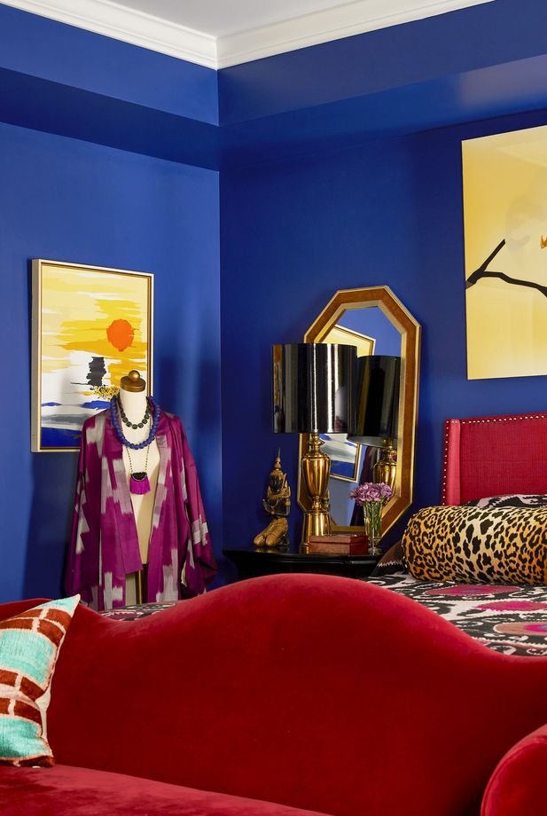 designer ariene bethea's charlotte, north carolina home bedroom sherwin wiiliams colors art, mirror, mannequin, and sofa vintage throw pillow md home collection bedspread etsy bolsters swank home interiors lamp dressing rooms interiors studio
