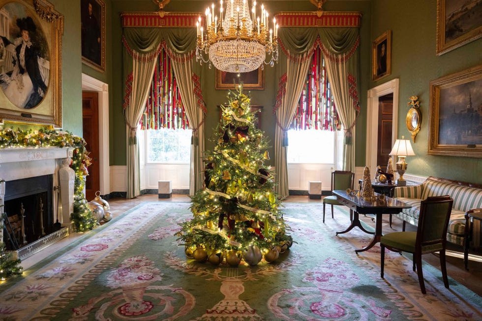 The White House's 2022 Christmas Decorations Are Here