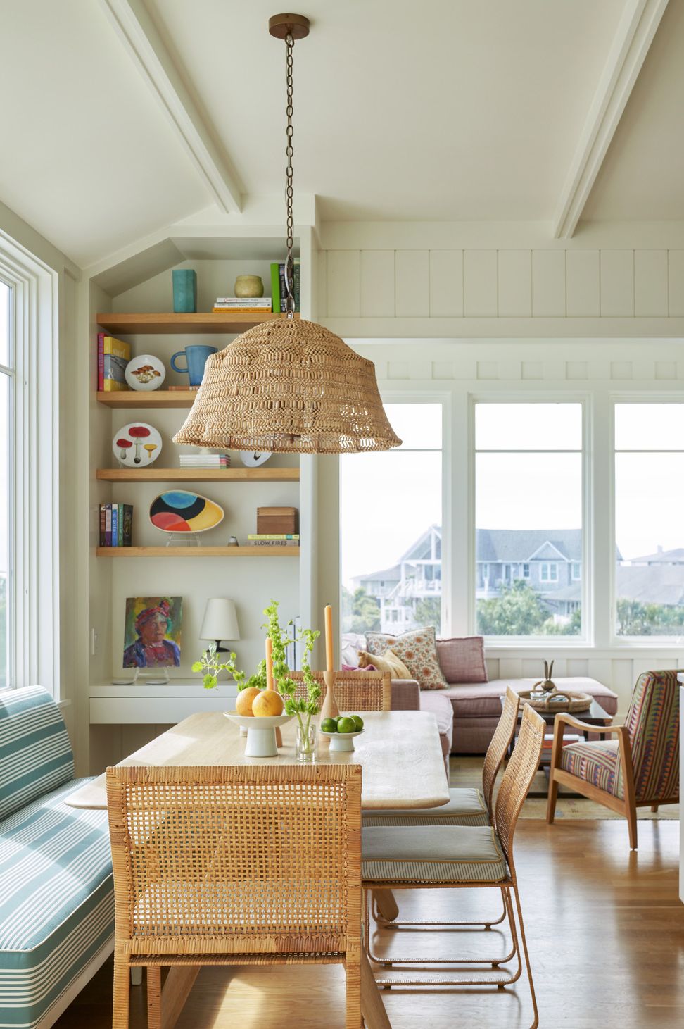 13 Small Dining Room Ideas and Decorating Tricks