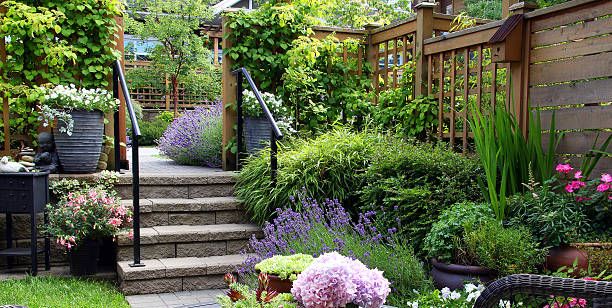 25 Best Small Garden Ideas - Clever Ideas For Small Gardens