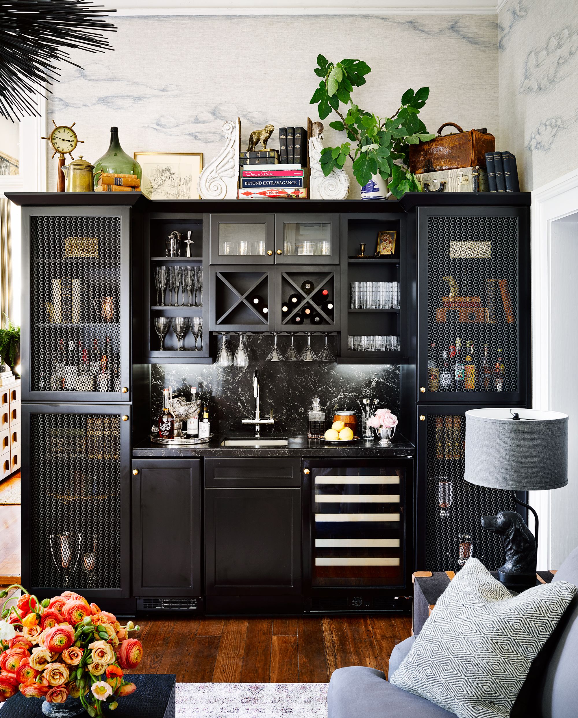 61 Best Home Mini Bar Ideas to Craft Your Dream Setup  Home bar rooms,  Home bar designs, Built in bar cabinet