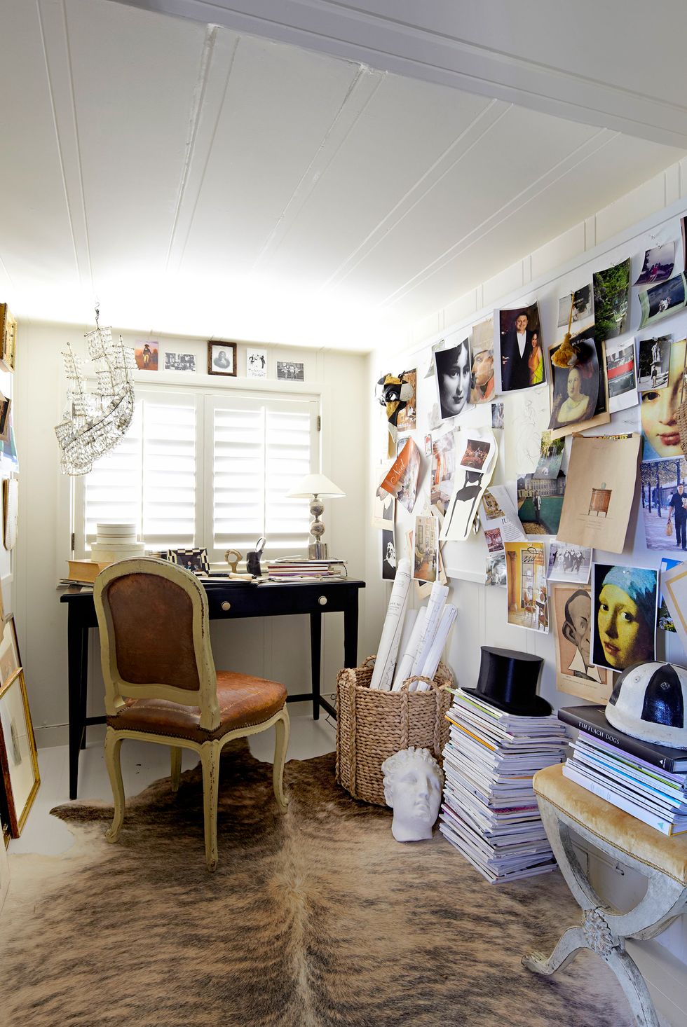 22 Stunning Home Office Inspiration for a Stylishly Productive Space 