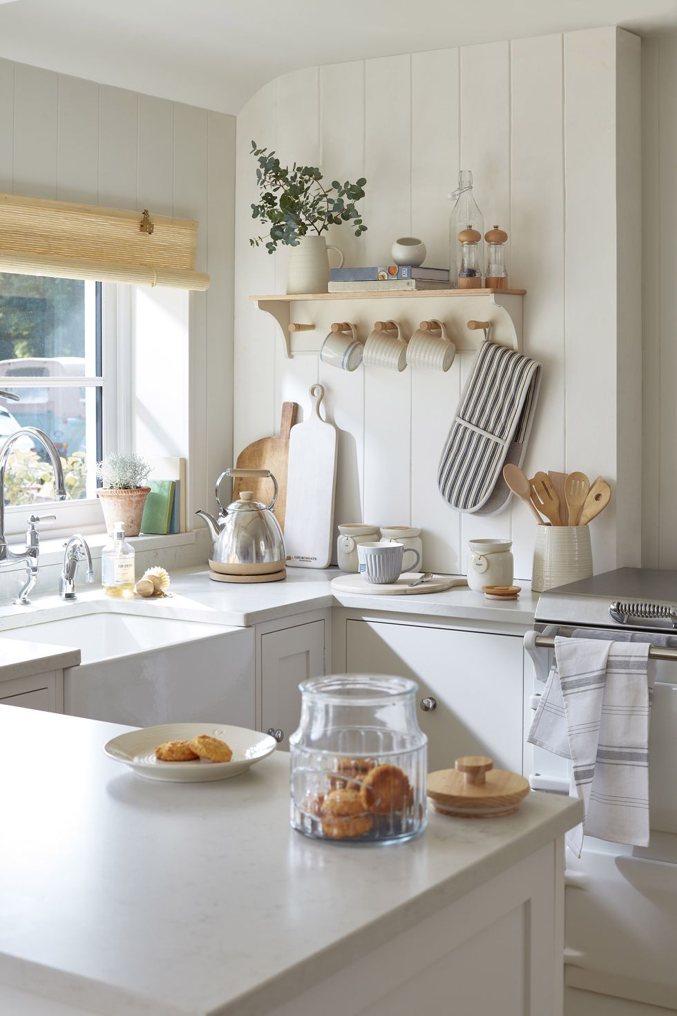 6 Simple Ways To Create A Cosy Kitchen - Olive & Barr