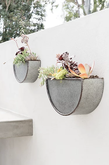 wall planters in concrete gray color