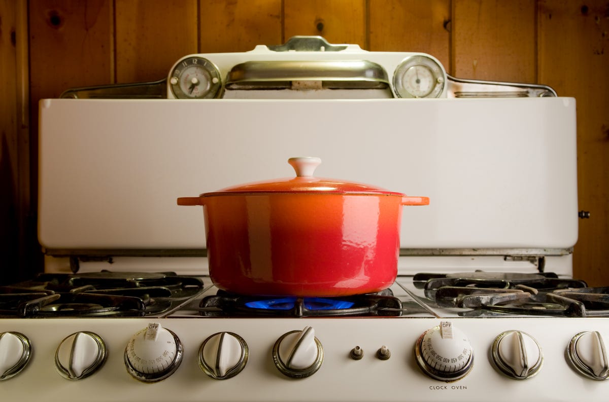 Smettere di usare la cucina a gas? Sì, per molti motivi