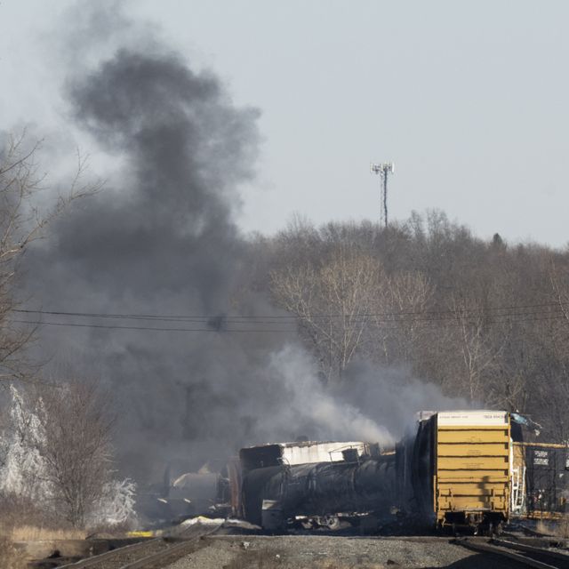 Toxic Chemicals In Ohio Train Wreck Heres What Was Released
