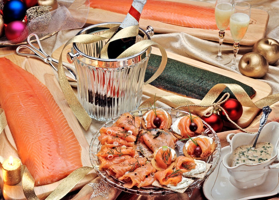 Smoked salmons and champagne
