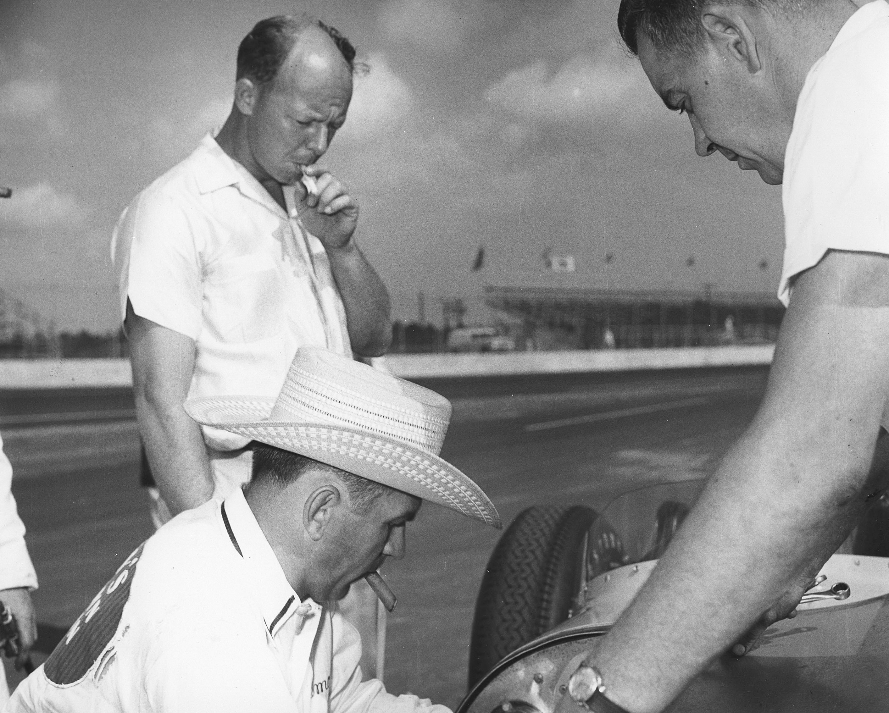 Smokey Yunick’s NASCAR Innovations | NASCAR's Greatest Cheater