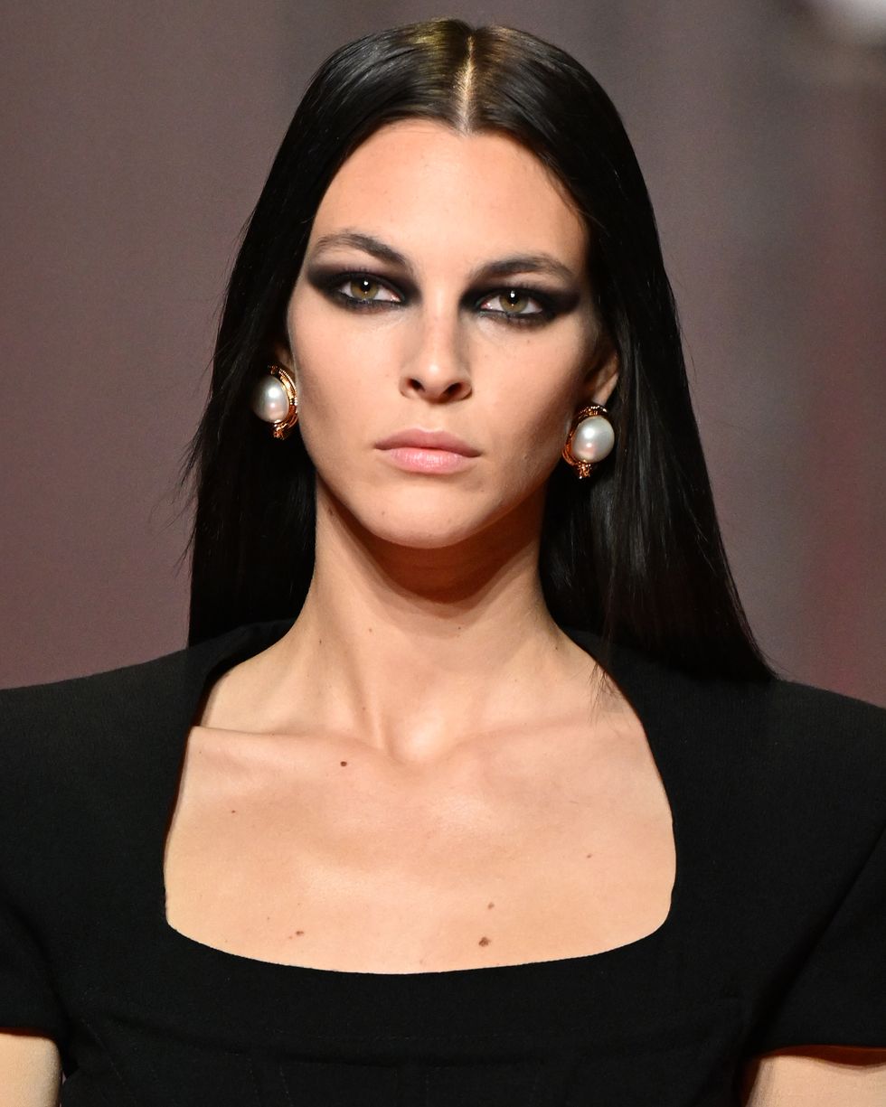 milan, italy   february 25 vittoria ceretti walks the runway at the versace fashion show during the milan fashion week fallwinter 20222023 on february 25, 2022 in milan, italy photo by daniele venturelliwireimage