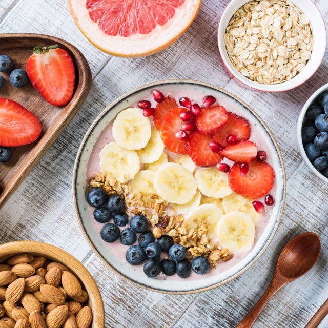 13 Healthiest Breakfast Foods to Keep You Full and Energized