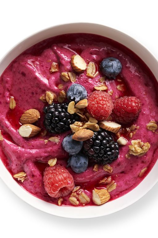 https://hips.hearstapps.com/hmg-prod/images/smoothie-bowls-raspberry-smoothie-bowls-wd-1581694179.jpg?crop=0.6675347222222222xw:1xh;center,top&resize=980:*