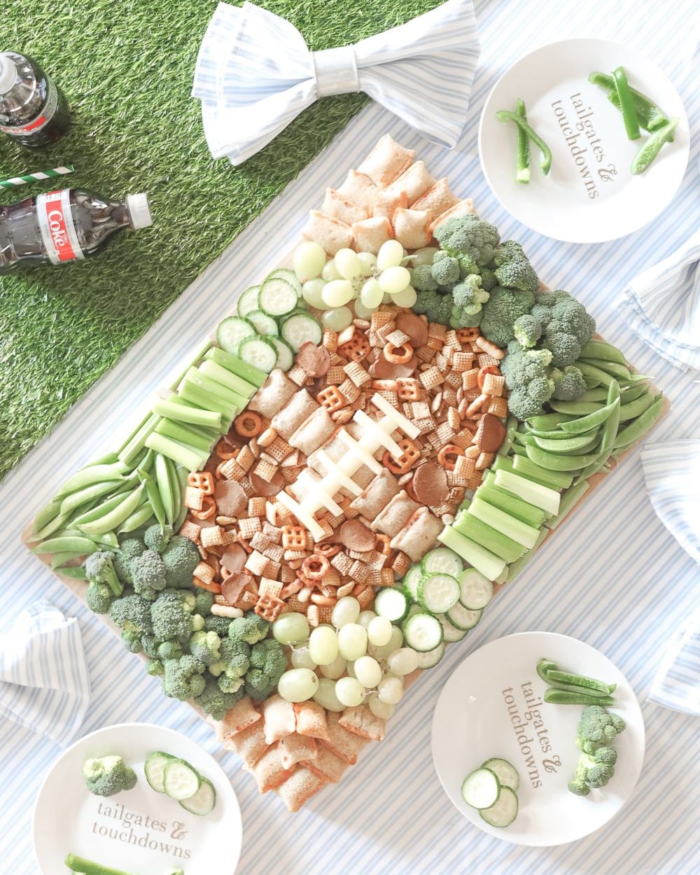 15 Super Bowl Party Ideas (food, games, drinks, decorations)