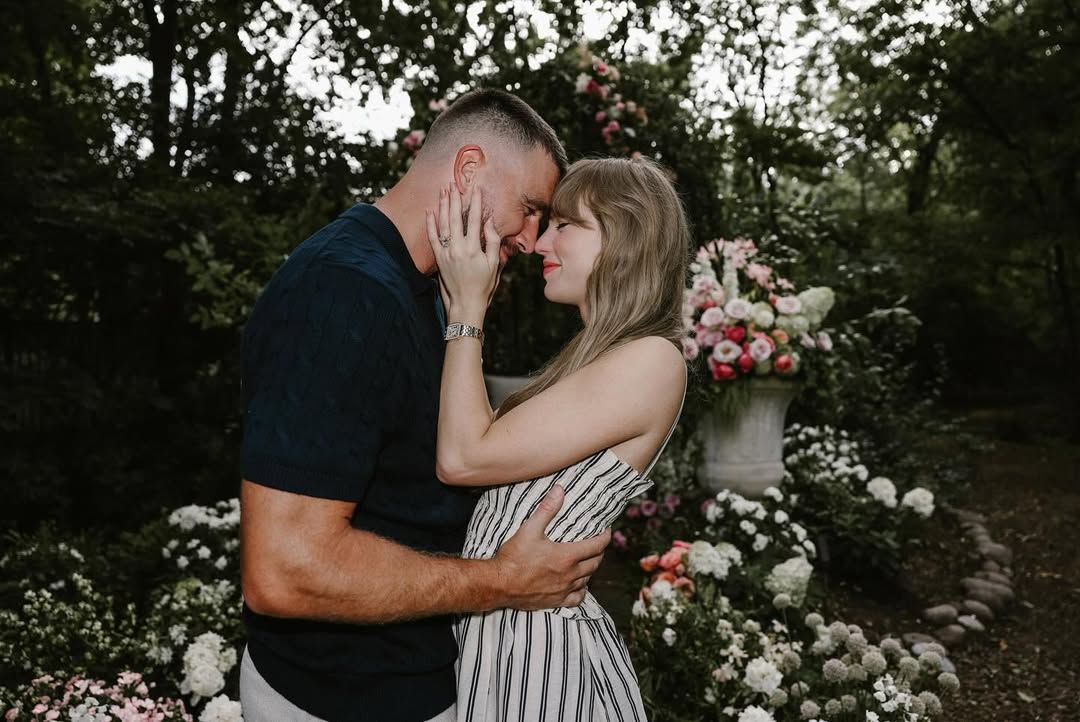 Questo è il vestito che Taylor Swift ha indossato per il suo fidanzamento