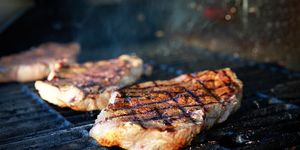 steaks op de grill
