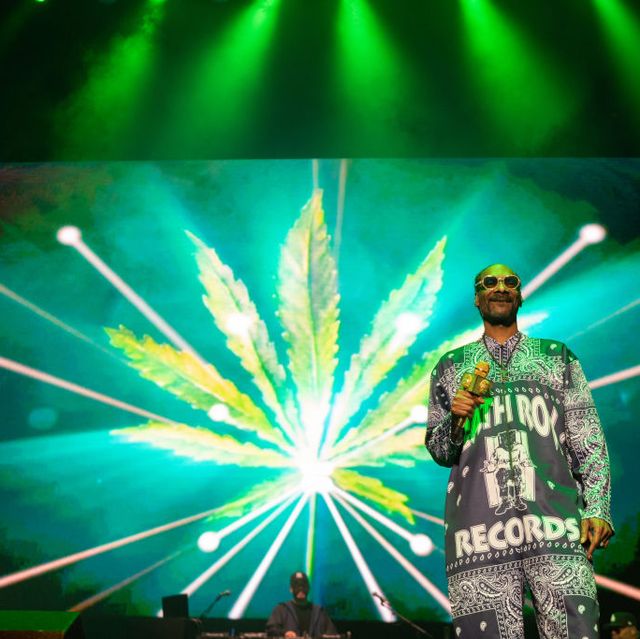 Snoop Dogg says he's giving up 'smoke.' It caught some of his fans