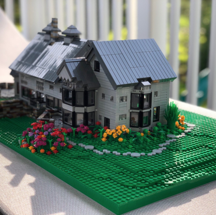 Etsy Artist Can Create a Lego Replica Your House