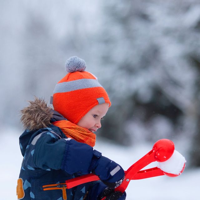 15 Best Snow Toys for Winter 2023 - Kids Snow Toys