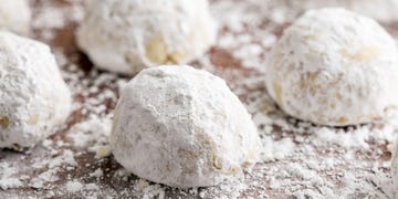 snowball cookies covered in powdered sugar