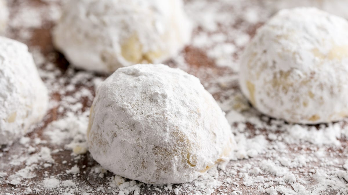 Video player poster image preview for Snowball Cookies Complete Your Winter Wonderland