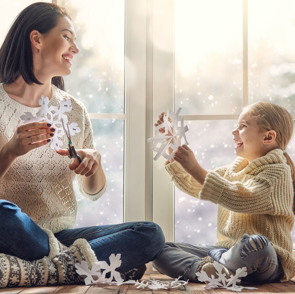 40 Best Christmas Activities for Kids and Families 2022