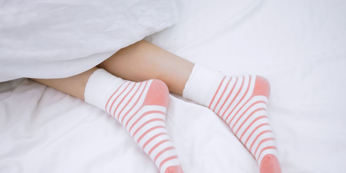 Sleeping with Socks On: Doctor's Sleep Hack Goes Viral on TikTok – Bed  Threads