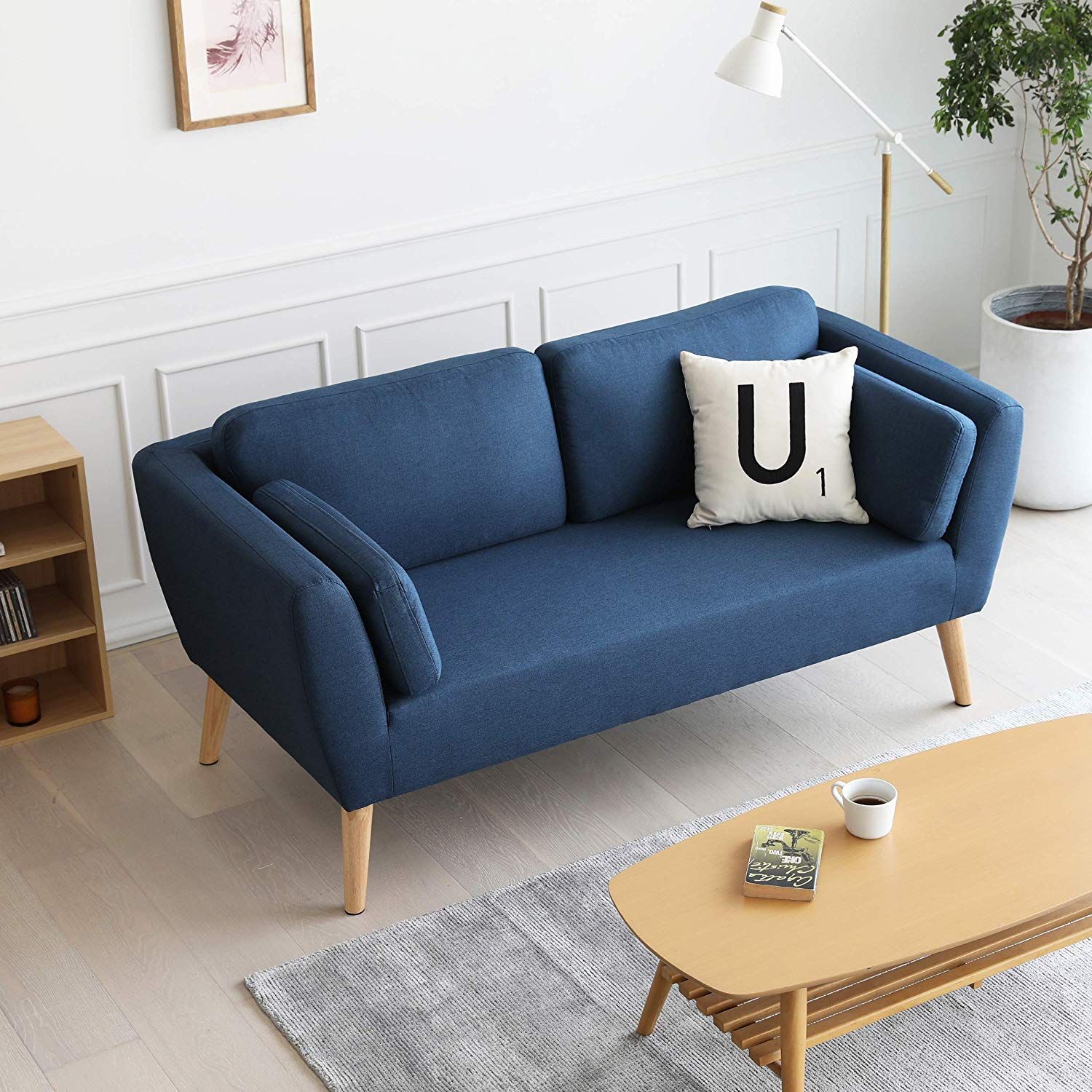 sofa pequeño azul